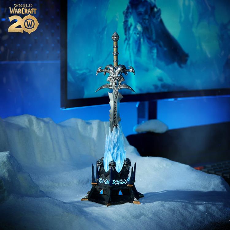 World of Warcraft 20th Anniversary Frostmourne Replica Gallery Image 3