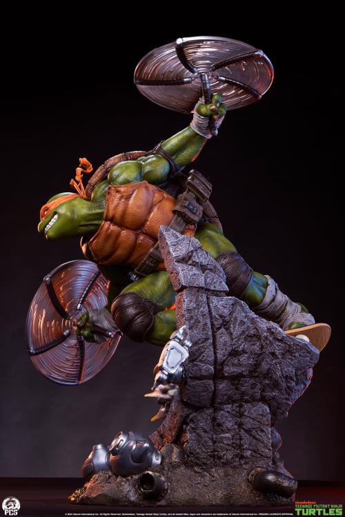 Teenage Mutant Ninja Turtles Legends Michelangelo Deluxe 1/3 Scale Limited Edition Statue Gallery Image 15