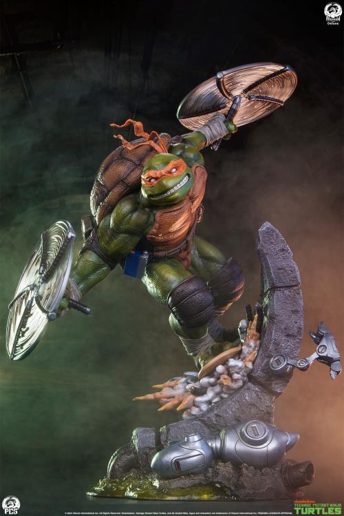 Teenage Mutant Ninja Turtles Legends Michelangelo Deluxe 1/3 Scale Limited Edition Statue Gallery Image 3