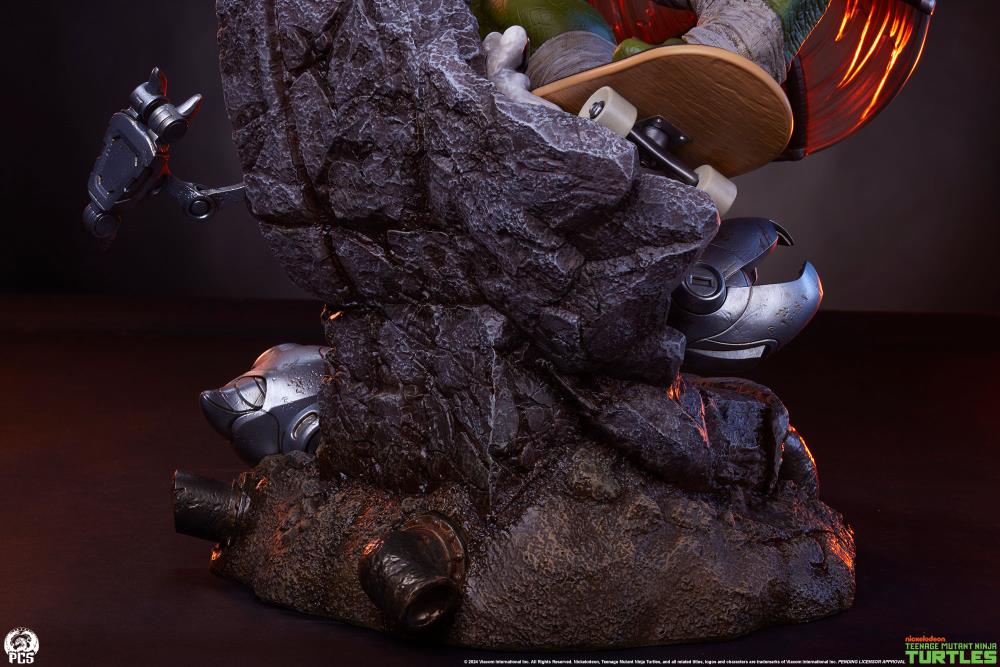 Teenage Mutant Ninja Turtles Legends Michelangelo Deluxe 1/3 Scale Limited Edition Statue Gallery Image 47