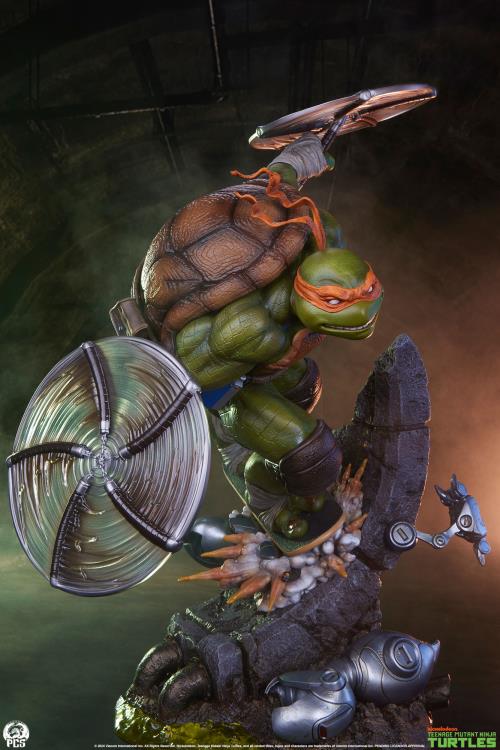 Teenage Mutant Ninja Turtles Legends Michelangelo Deluxe 1/3 Scale Limited Edition Statue Gallery Image 5