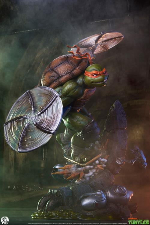 Teenage Mutant Ninja Turtles Legends Michelangelo Deluxe 1/3 Scale Limited Edition Statue Gallery Image 6