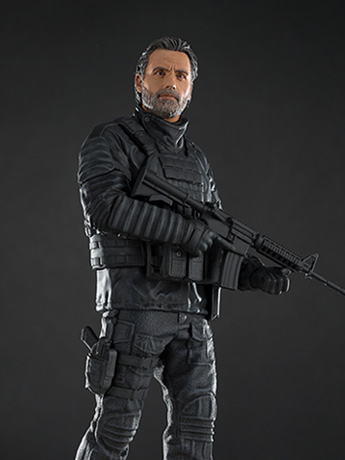 The Walking Dead: The Ones Who Live Rick Grimes Deluxe 1/6 Scale Limited Edition Statue Gallery Image 2