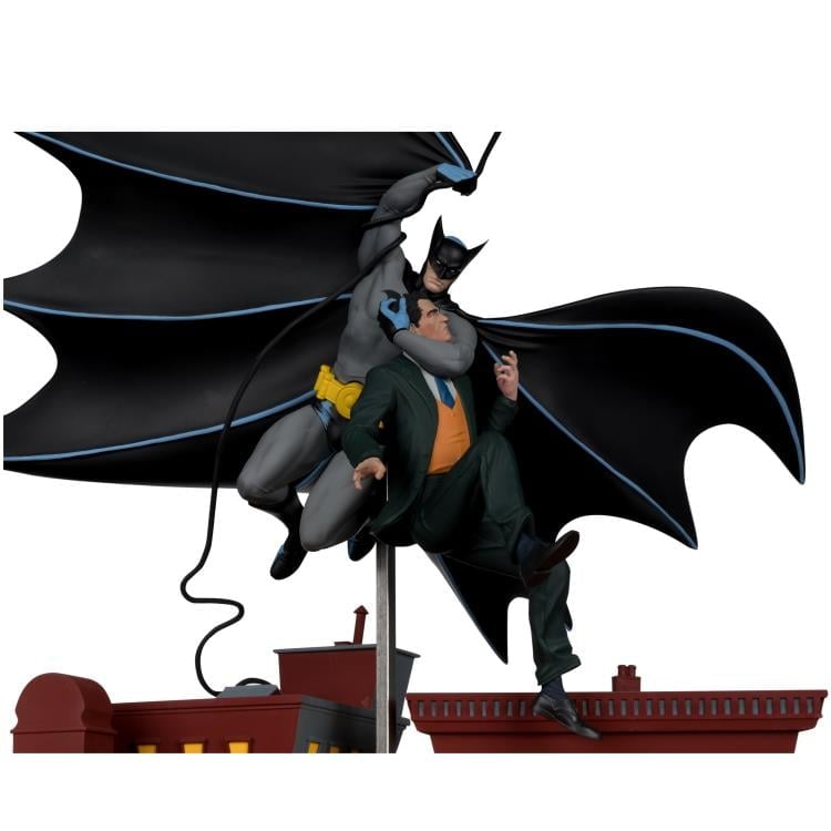DC Comics Batman (Detective Comics #27) 1/10 Scale Limited Edition Statue Gallery Image 8