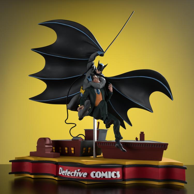 DC Comics Batman (Detective Comics #27) 1/10 Scale Limited Edition Statue Gallery Image 4