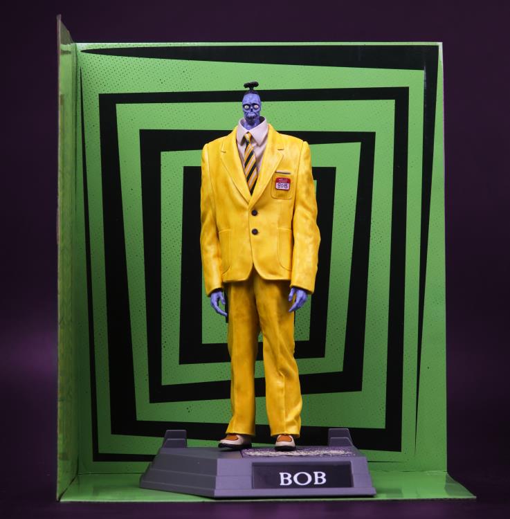Beetlejuice Beetlejuice Movie Maniacs Bob the Shrinker 6" Limited Edition Figure Gallery Image 5