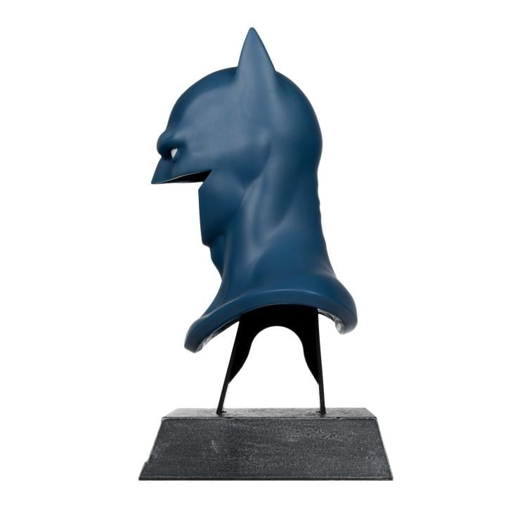 Batman: Hush Batman Cowl 1/3 Scale Replica Gallery Image 6