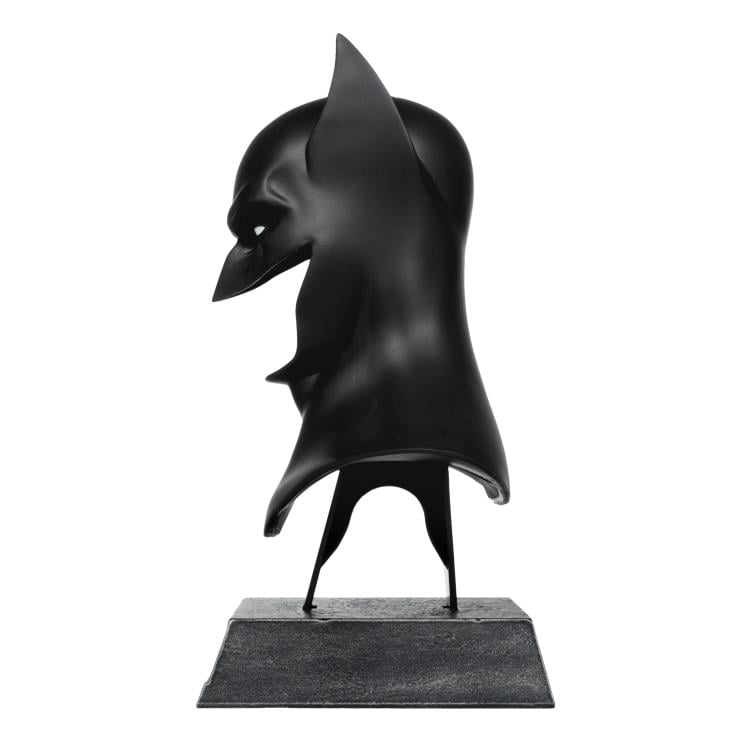 Detective Comics #27 Batman 1st Appearance Cowl 1/3 Scale Replica Gallery Image 6