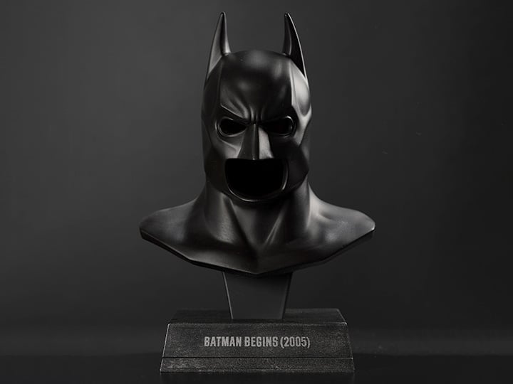 Batman Begins Batman Cowl 1/3 Scale Replica Gallery Image 1