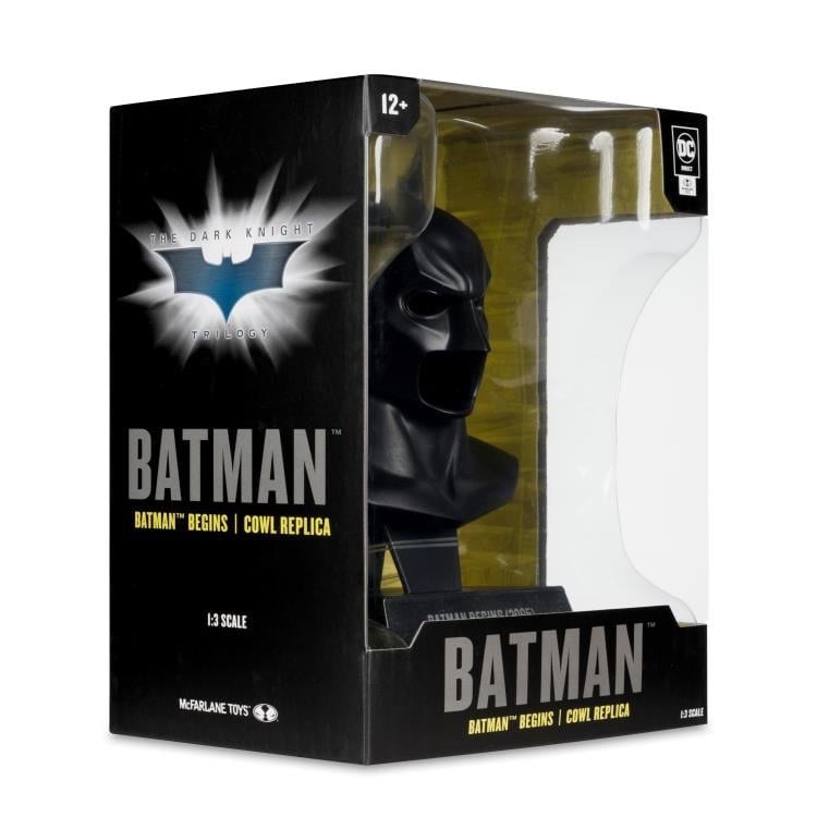 Batman Begins Batman Cowl 1/3 Scale Replica Gallery Image 11
