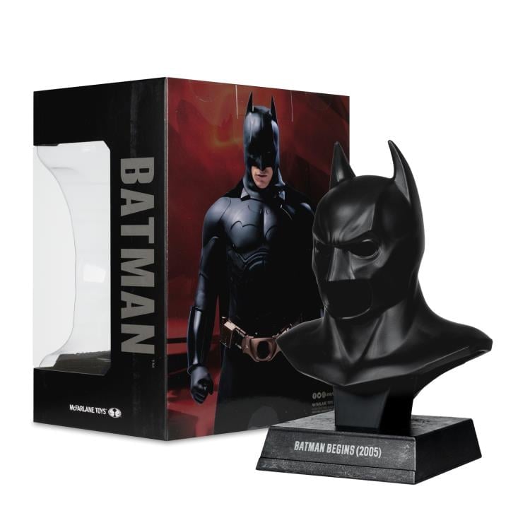 Batman Begins Batman Cowl 1/3 Scale Replica Gallery Image 9