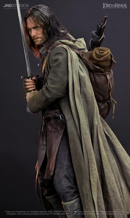 The Lord of the Rings Hyperreal Aragorn 1/3 Scale Limited Edition Statue Gallery Image 14