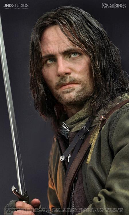 The Lord of the Rings Hyperreal Aragorn 1/3 Scale Limited Edition Statue Gallery Image 11