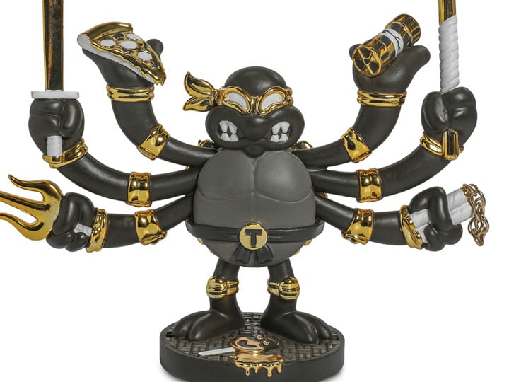 Teenage Mutant Ninja Turtles TMNT (Chogrin Black & Gold Edition) Guru 6" Limited Edition Art Figure Gallery Image 1