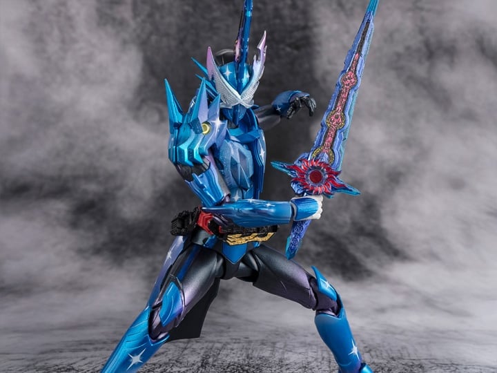 Kamen Rider Saber S.H.Figuarts Kamen Rider Xross Saber Exclusive