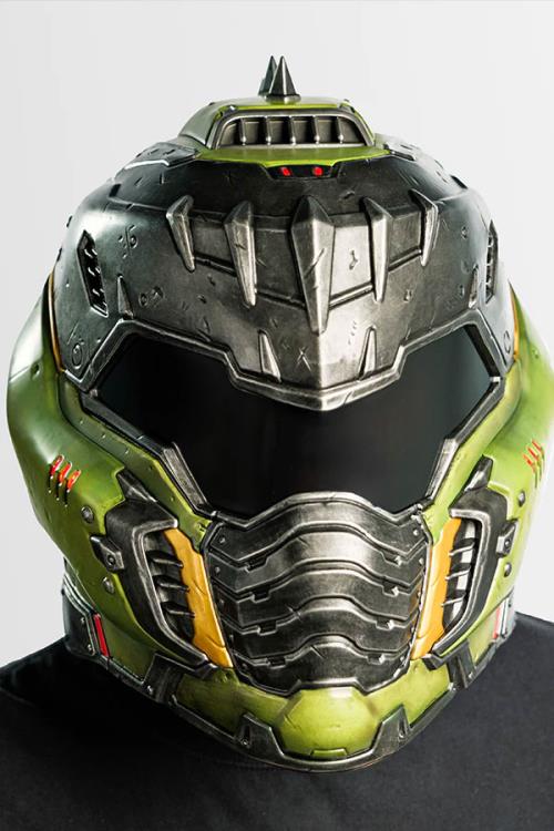 Doom: The Dark Ages Doom Slayer 1/1 Scale Wearable Helmet Bundle Gallery Image 11