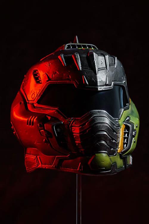 Doom: The Dark Ages Doom Slayer 1/1 Scale Wearable Helmet Bundle Gallery Image 22