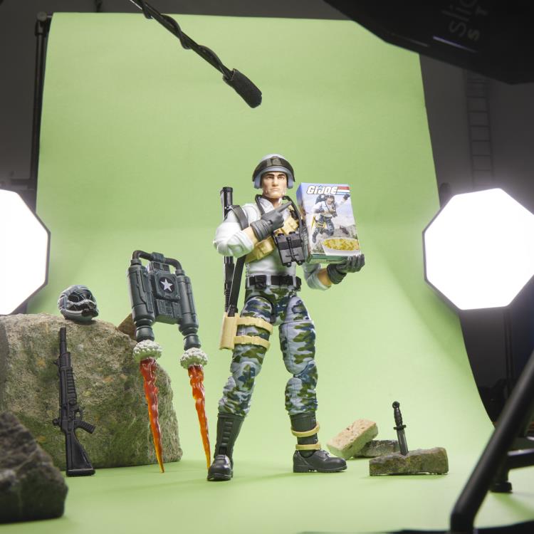 G.I. Joe Classified Series #136 Edward "Starduster" Skylar Exclusive Action Figure Gallery Image 3