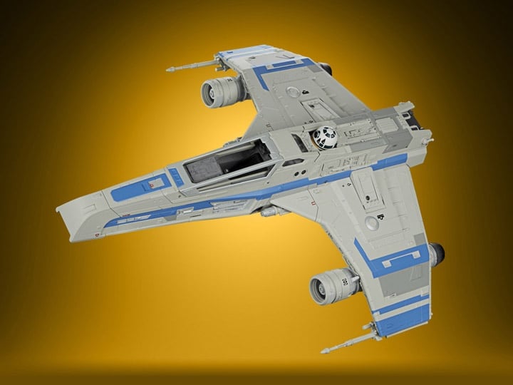 Star Wars: The Vintage Collection New Republic E-Wing & KE4-N4 Exclusive Figure & Vehicle Set (Ahsoka) Gallery Image 1
