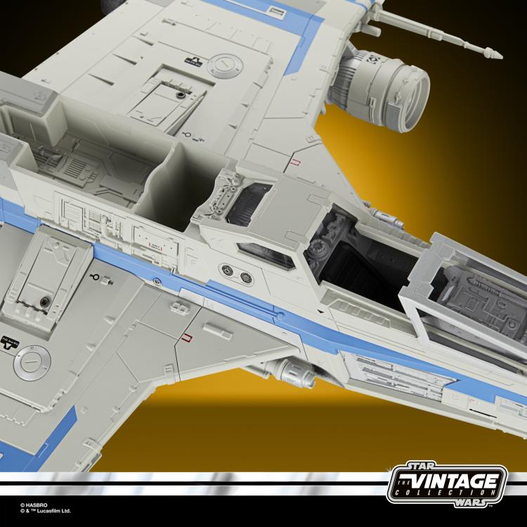Star Wars: The Vintage Collection New Republic E-Wing & KE4-N4 Exclusive Figure & Vehicle Set (Ahsoka) Gallery Image 13
