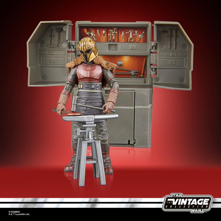 Star Wars: The Vintage Collection The Armorer's Forge Exclusive Playset (The Mandalorian) Gallery Image 11
