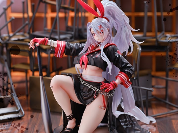 Azur Lane Prinz Eugen Ura no Urabancho? 1/6 Scale Figure Gallery Image 1