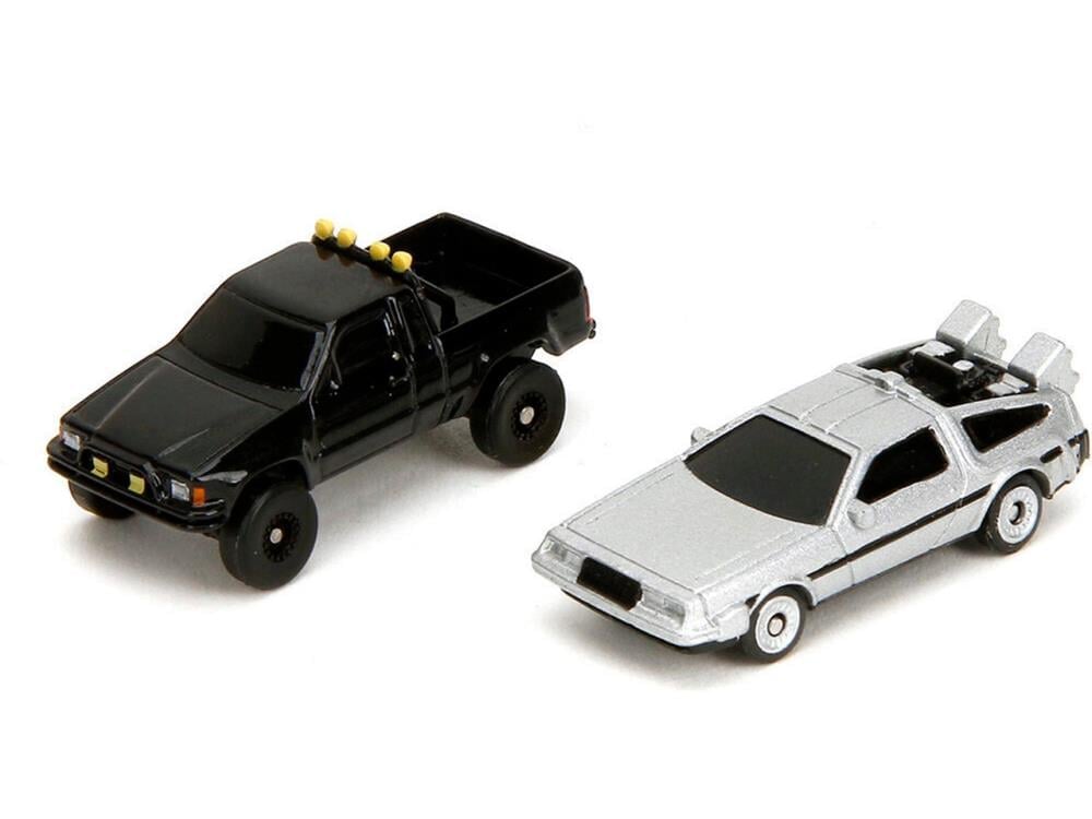 Back to the Future Nano Scene Hollywood Rides Hill Valley Courthouse Scene with 2 Vehicles Gallery Image 3