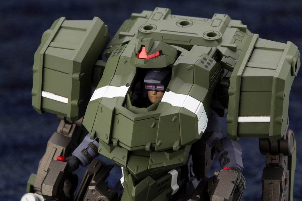 Hexa Gear Definition Armor: Blazeboar 1/24 Scale Model Kit (Reissue) Gallery Image 15