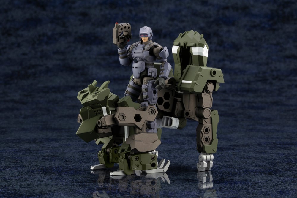 Hexa Gear Definition Armor: Blazeboar 1/24 Scale Model Kit (Reissue) Gallery Image 8