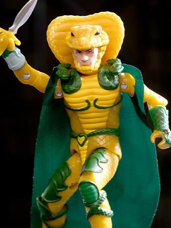 G.I. Joe ReAction+ Serpentor (Cartoon) Action Figure Gallery Image 2