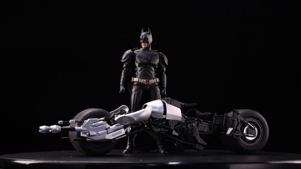 BATMAN & BAT-POD フィギュアセット Bandai Movie Realization Batman & Bat-Pod combo set The Dark