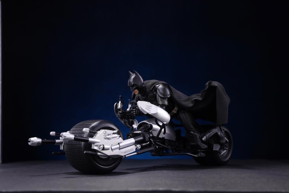 The Dark Knight Bat-Pod 1/12 Scale Limited Edition Model Kit