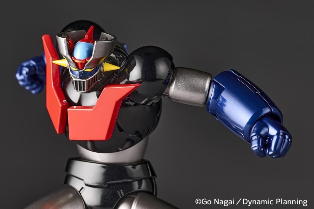 Mazinger Z Amazing Yamaguchi Revoltech NR075 Mazinger Z Action Figure