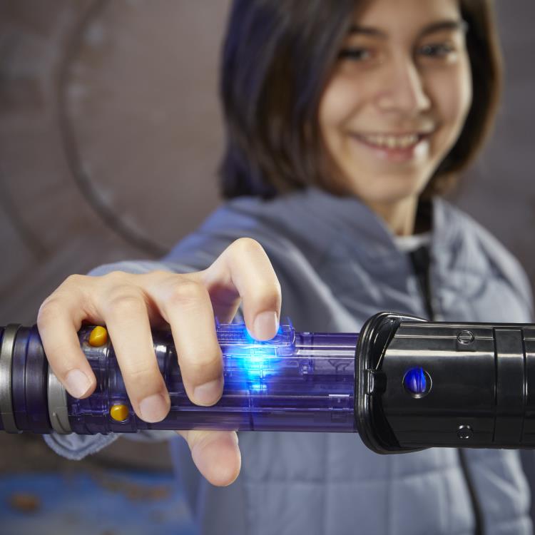 Star Wars Lightsaber Forge Kyber Core Darksaber Gallery Image 5