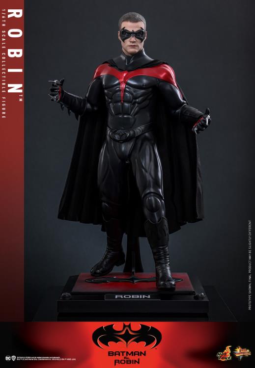 Batman & Robin MMS787 Robin 1/6th Scale Collectible Figure Gallery Image 5