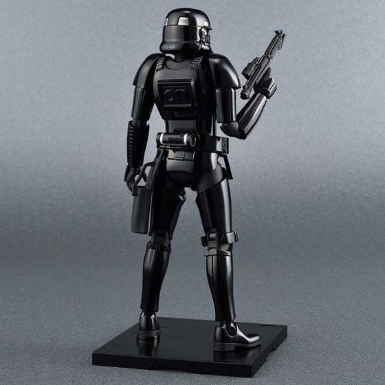 Star Wars Shadow Stormtrooper 1/12 Scale Model Kit Gallery Image 9