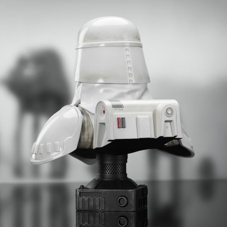 Star Wars: The Empire Strikes Back Legends in 3D Snowtrooper 1/2 Scale Limited Edition Bust Gallery Image 6