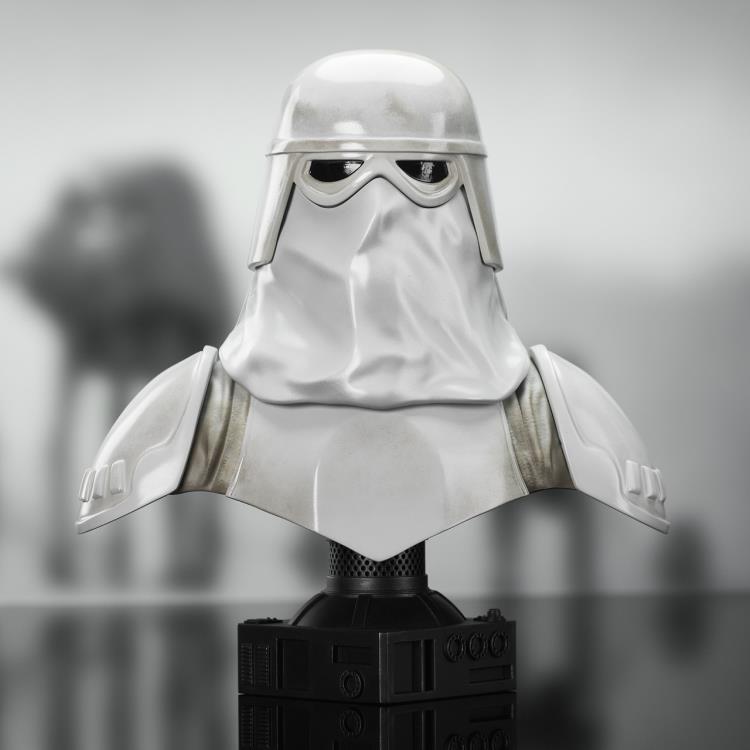 Star Wars: The Empire Strikes Back Legends in 3D Snowtrooper 1/2 Scale Limited Edition Bust Gallery Image 3