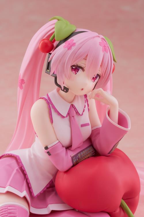 Vocaloid Desktop Cute Sakura Miku (Cherry Cushion Ver.) Figure