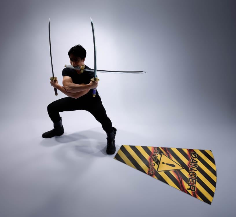 One Piece Proplica Roronoa Zoro Three Sword Style Set Gallery Image 26