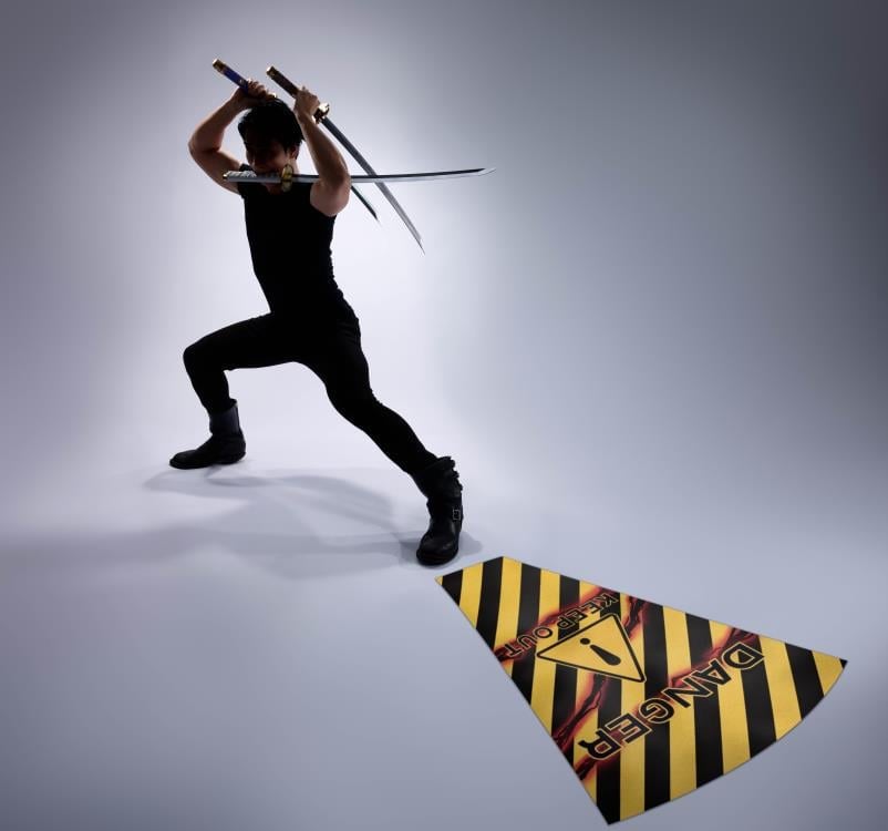 One Piece Proplica Roronoa Zoro Three Sword Style Set Gallery Image 27