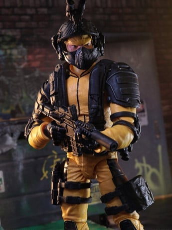 Soldiers of Fortune Close Combat Operative (Yellow/Black) 1/12 Scale Action Figure Gallery Image 2