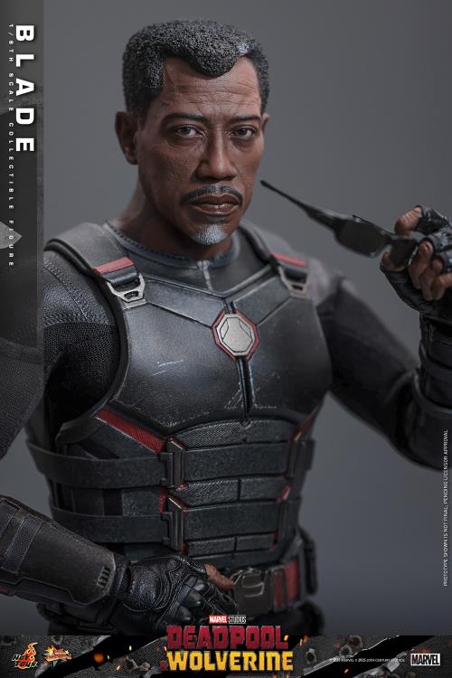 Deadpool & Wolverine MMS791 Blade 1/6th Scale Collectible Figure Gallery Image 15