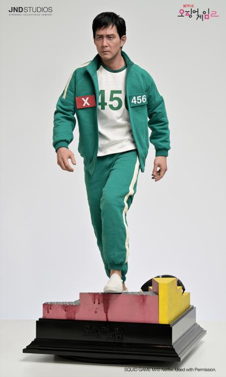 Squid Game 2 Hyperreal Seong Gi-Hun 1/3 Scale Limited Edition Statue Gallery Image 3