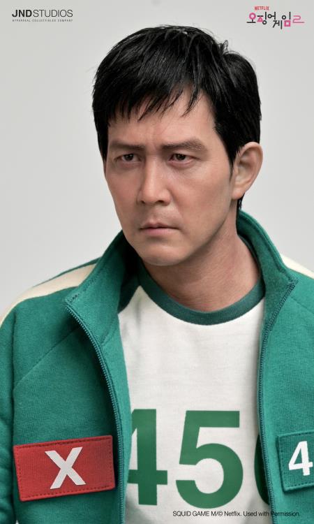 Squid Game 2 Hyperreal Seong Gi-Hun 1/3 Scale Limited Edition Statue Gallery Image 12