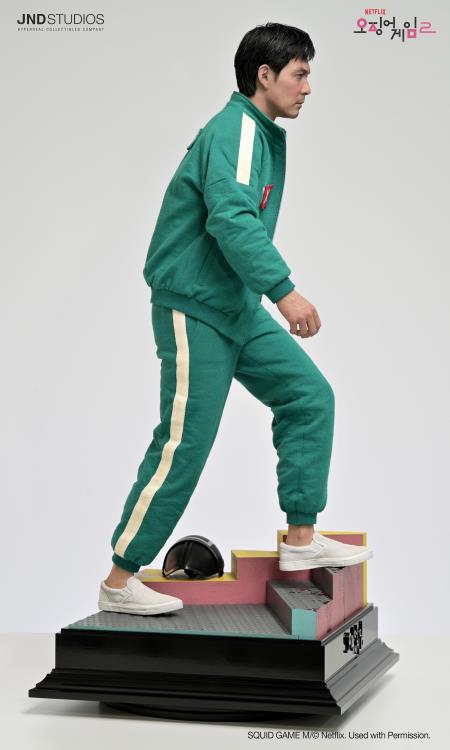 Squid Game 2 Hyperreal Seong Gi-Hun 1/3 Scale Limited Edition Statue Gallery Image 8