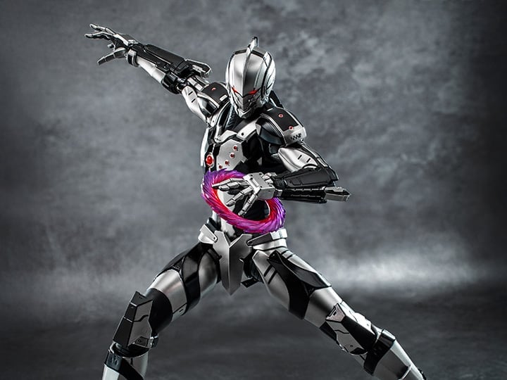 Ultraman Final Season FigZero Ultraman Suit Zoffy (Stealth Ver.) 1