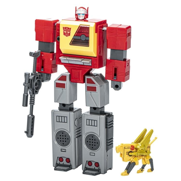 Transformers Retro G1 40th Anniversary Blaster & Steeljaw Exclusive Action Figure Set Gallery Image 3