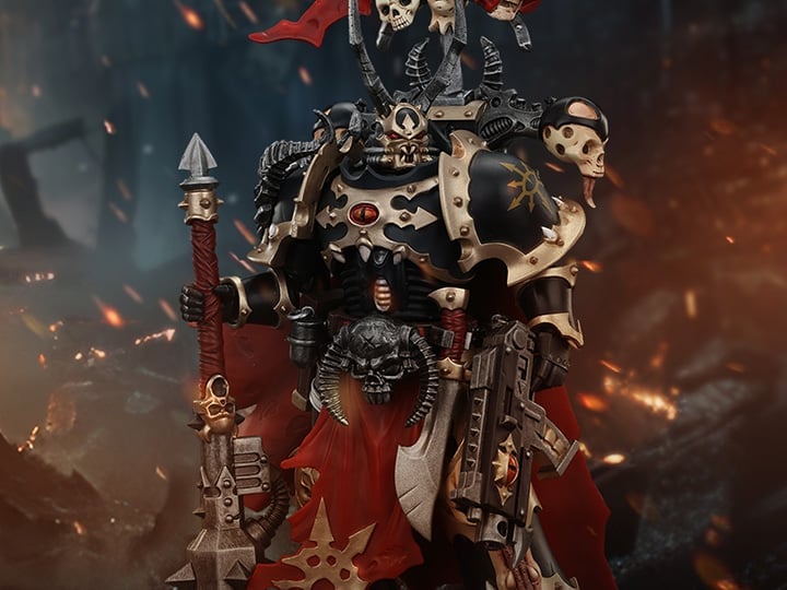 Warhammer 40K Chaos Space Marines Black Legion Chosen Champion with Bolter and Power Maul 1/18 Scale Action Figure Gallery Image 1