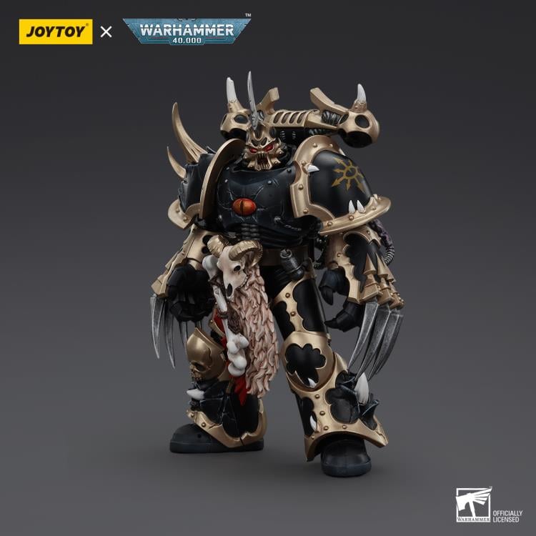 Warhammer 40K Chaos Space Marines Black Legion Chosen with Lightning Claws 1/18 Scale Action Figure Gallery Image 7